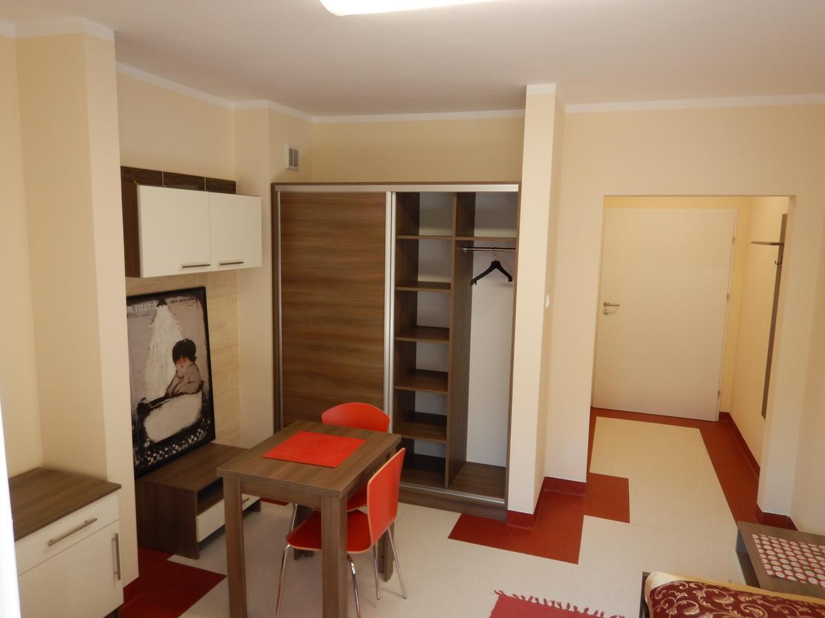 Hostel Sklodowska Lublin Exterior photo